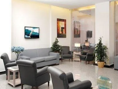 מלון Expocity 3*