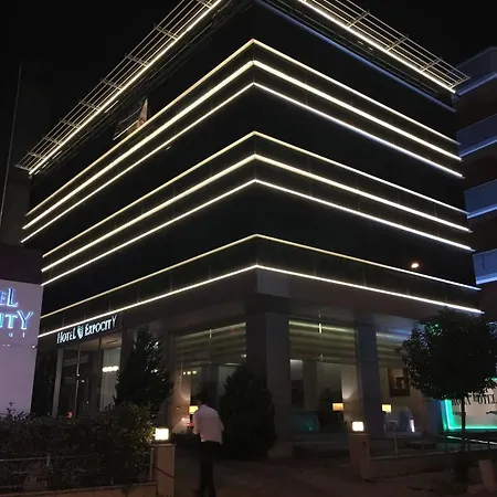 מלון Expocity
