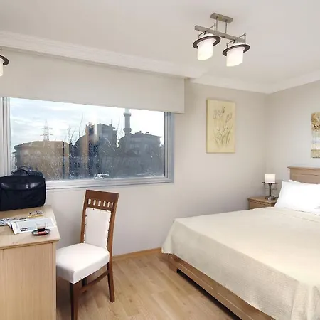 Expocity Hotel 3*